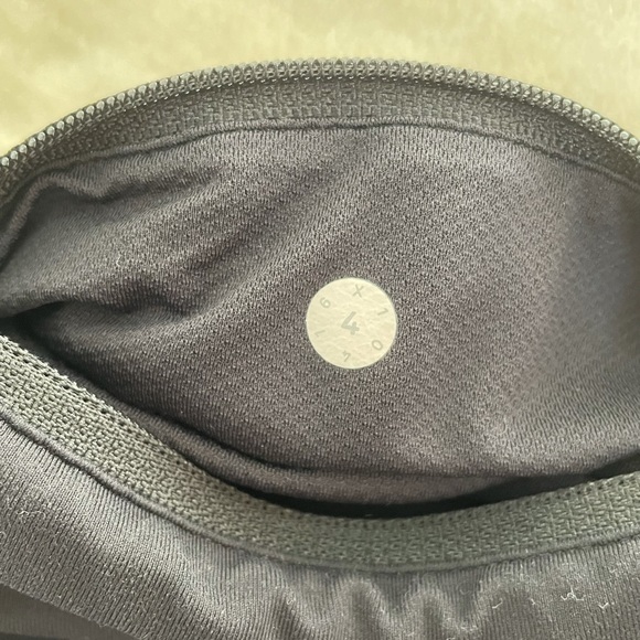 Lululemon Pace Rival Crop 22” Black Size 4 - Picture 7 of 7